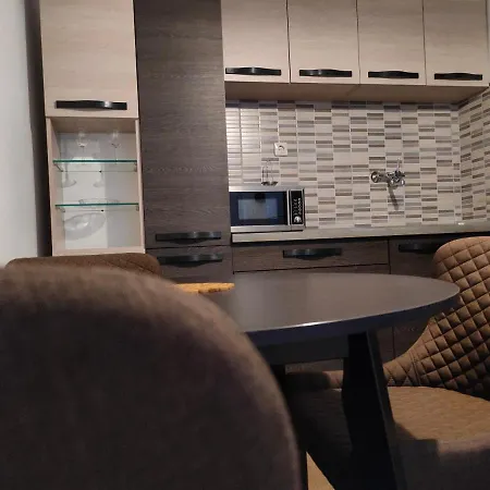 Pe-ki Apartman Petfurdo Apartment